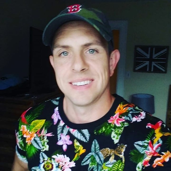 Meet your Posher, Shaun - Picture 1 of 1